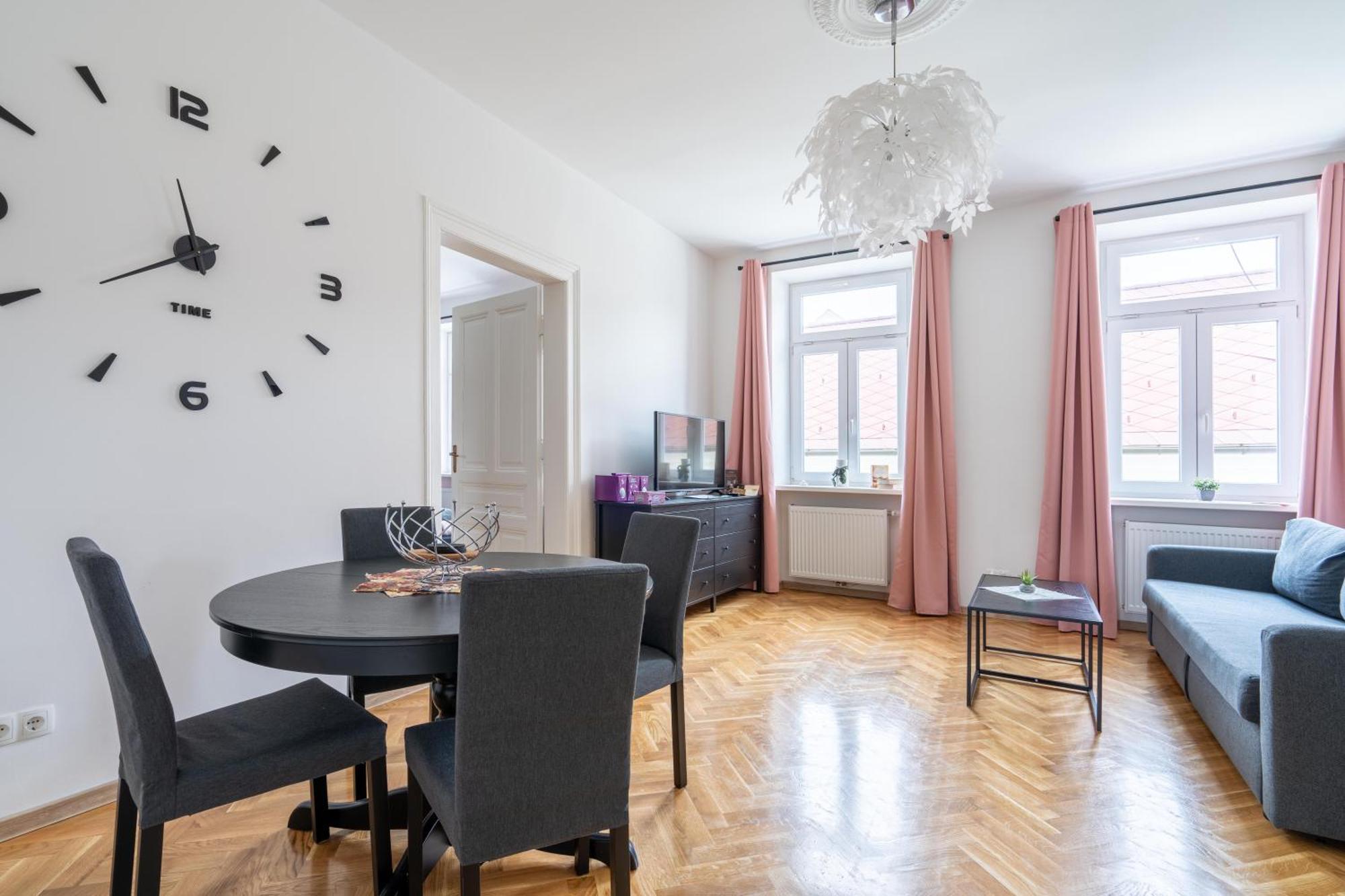 Revliving Apartments Eggenburg Eksteriør billede